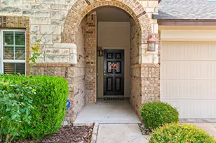 1729 Hidden Springs Path, Round Rock, TX 78665 - Photo 4