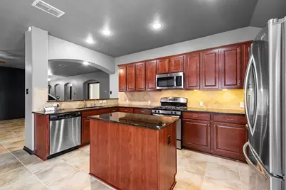 1729 Hidden Springs Path, Round Rock, TX 78665 - Photo 8