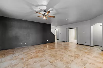 1729 Hidden Springs Path, Round Rock, TX 78665 - Photo 14