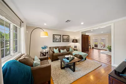 2523 Droxford Drive, Houston, TX 77008 - Photo 4
