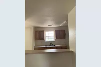 301 Taylor Street, Smithville, TX 78957 - Photo 14