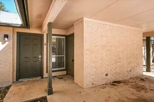 1402 Waterloo Tr, Austin, TX 78704 - Photo 2