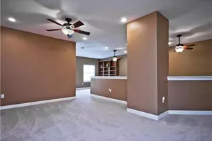 9122 Balcones Club Dr, Austin, TX 78750 - Photo 8