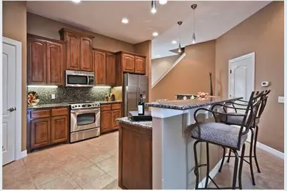 9122 Balcones Club Drive #6, Austin, TX 78750 - Photo 4