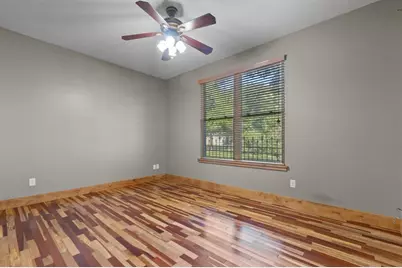 912 E 51st Street, Austin, TX 78751 - Photo 10