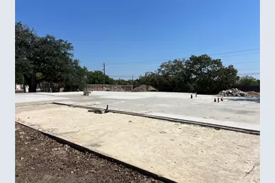 102 Pecan Drive, Mountain City, TX 78610 - Photo 4