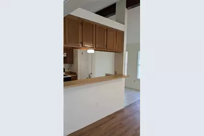 1109 N Bishop Street, San Marcos, TX 78666 - Photo 6