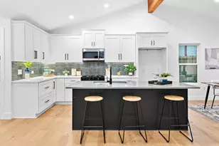 8305 Briarwood Ln, Austin, TX 78757 - Photo 12