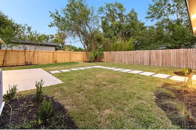 8305 Briarwood Lane, Austin, TX 78757 - Photo 32