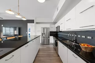 603 Davis St, Austin, TX 78701 - Photo 8