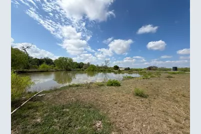 1235 Hoover Street, Luling, TX 78648 - Photo 8
