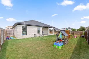129 Seattle Slew Dr, Jarrell, TX 76537 - Photo 40