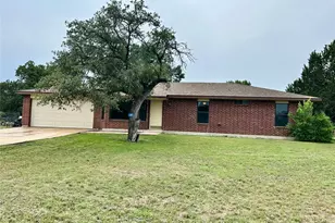 677 County Road 3081 Center, Lampasas, TX 76550 - Photo 2