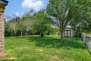 701 W Custers Creek Bend, Pflugerville, TX 78660 - Photo 10