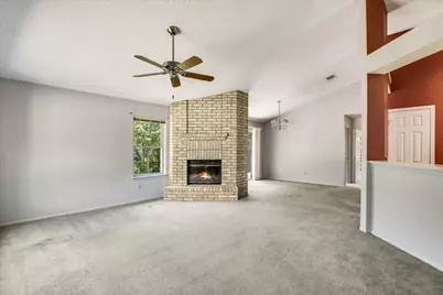 701 W Custers Creek Bend, Pflugerville, TX 78660 - Photo 2