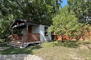 8510 New Hampshire Dr, Austin, TX 78758 - Photo 4