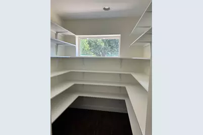 8510 New Hampshire Drive, Austin, TX 78758 - Photo 10