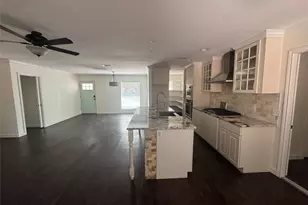 8510 New Hampshire Dr, Austin, TX 78758 - Photo 4