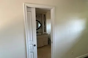8510 New Hampshire Dr, Austin, TX 78758 - Photo 8
