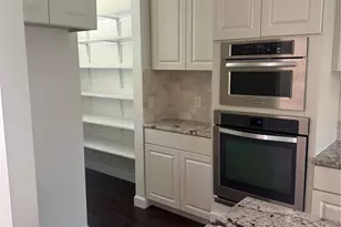 8510 New Hampshire Dr, Austin, TX 78758 - Photo 8