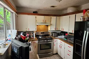 1909 Hearthside Dr, Austin, TX 78757 - Photo 16