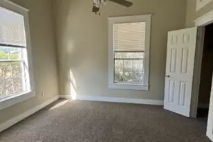 302 S Burleson St, Kyle, TX 78640 - Photo 16