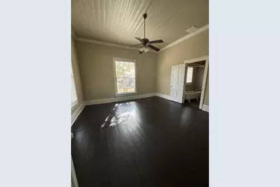 302 S Burleson Street, Kyle, TX 78640 - Photo 4
