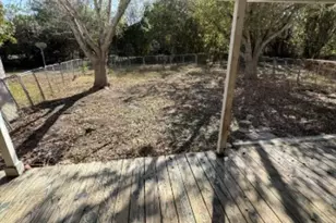 302 S Burleson St, Kyle, TX 78640 - Photo 18