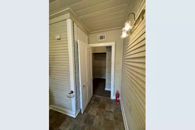 302 S Burleson Street, Kyle, TX 78640 - Photo 6