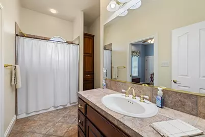 194 Gabriel Meadows Drive, Hutto, TX 78634 - Photo 20
