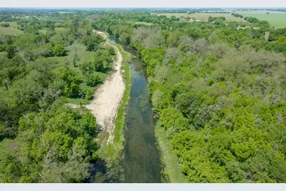 194 Gabriel Meadows Drive, Hutto, TX 78634 - Photo 2
