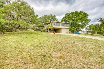 204 W Lakeshore Drive, Sunrise Beach Village, TX 78643 - Photo 4