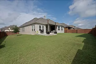 2100 Highland Ridge Rd, Georgetown, TX 78628 - Photo 30