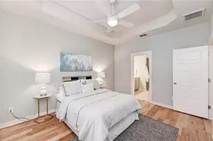 2001 Faro Dr, Austin, TX 78741 - Photo 14