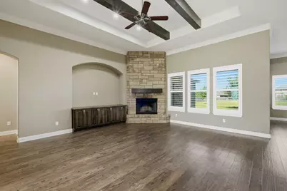 120 W Vienna Drive, Hutto, TX 78634 - Photo 6