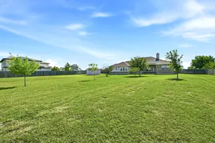 120 W Vienna Dr, Hutto, TX 78634 - Photo 26