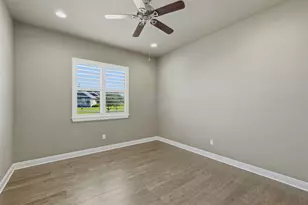 120 W Vienna Dr, Hutto, TX 78634 - Photo 16