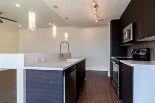 604 N Bluff Dr, Austin, TX 78745 - Photo 2