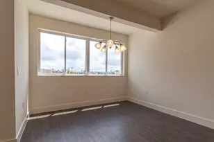 604 N Bluff Dr, Austin, TX 78745 - Photo 8