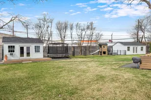 4002 Bradwood Rd, Austin, TX 78722 - Photo 32