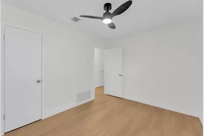 1008 Wilks Avenue, Austin, TX 78752 - Photo 30