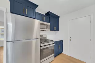 1008 Wilks Ave, Austin, TX 78752 - Photo 4