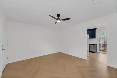 1008 Wilks Avenue, Austin, TX 78752 - Photo 6