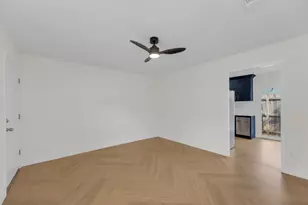 1008 Wilks Ave, Austin, TX 78752 - Photo 6