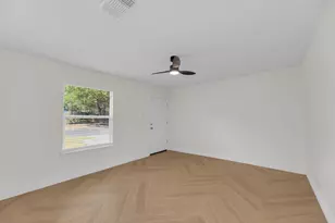 1008 Wilks Ave, Austin, TX 78752 - Photo 8