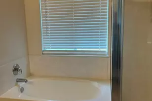 108 Pond Way, Hutto, TX 78634 - Photo 24