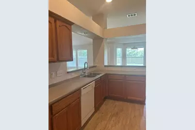 108 Pond Way, Hutto, TX 78634 - Photo 2