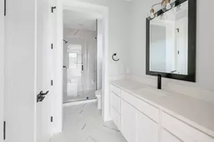 5717 Lost Horizon Dr, Austin, TX 78759 - Photo 38