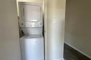 2901 San Jacinto Blvd, Austin, TX 78705 - Photo 16
