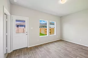 358 Golden Paint Trl, Liberty Hill, TX 78642 - Photo 10